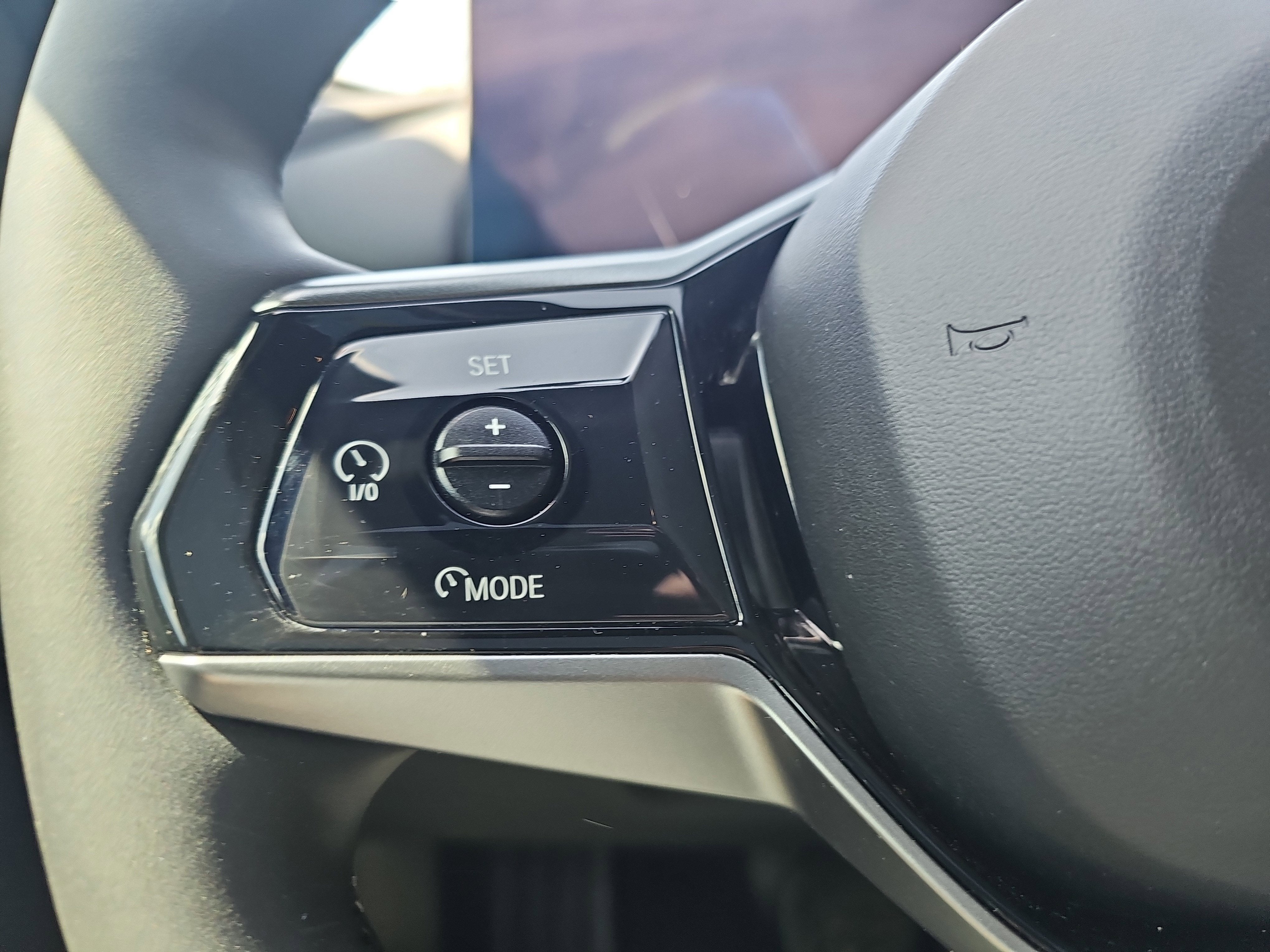 2025 BMW i5 xDrive40