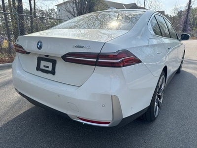 2025 BMW i5 xDrive40