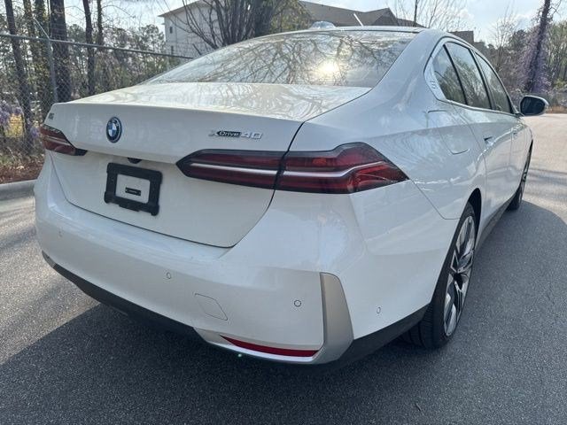 2025 BMW i5 xDrive40