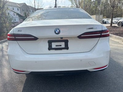 2025 BMW i5 xDrive40