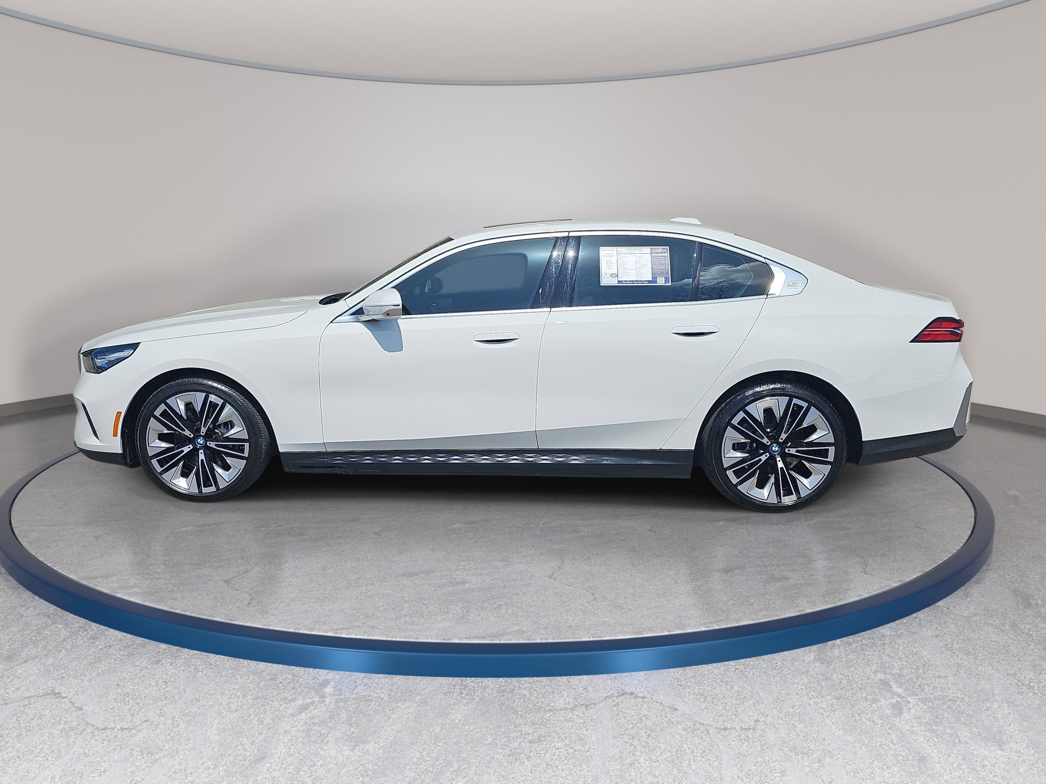 2025 BMW i5 xDrive40