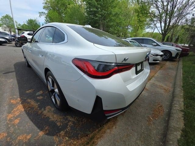 2025 BMW i4 eDrive40