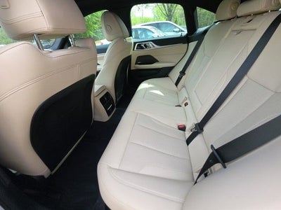 2025 BMW i4 eDrive40