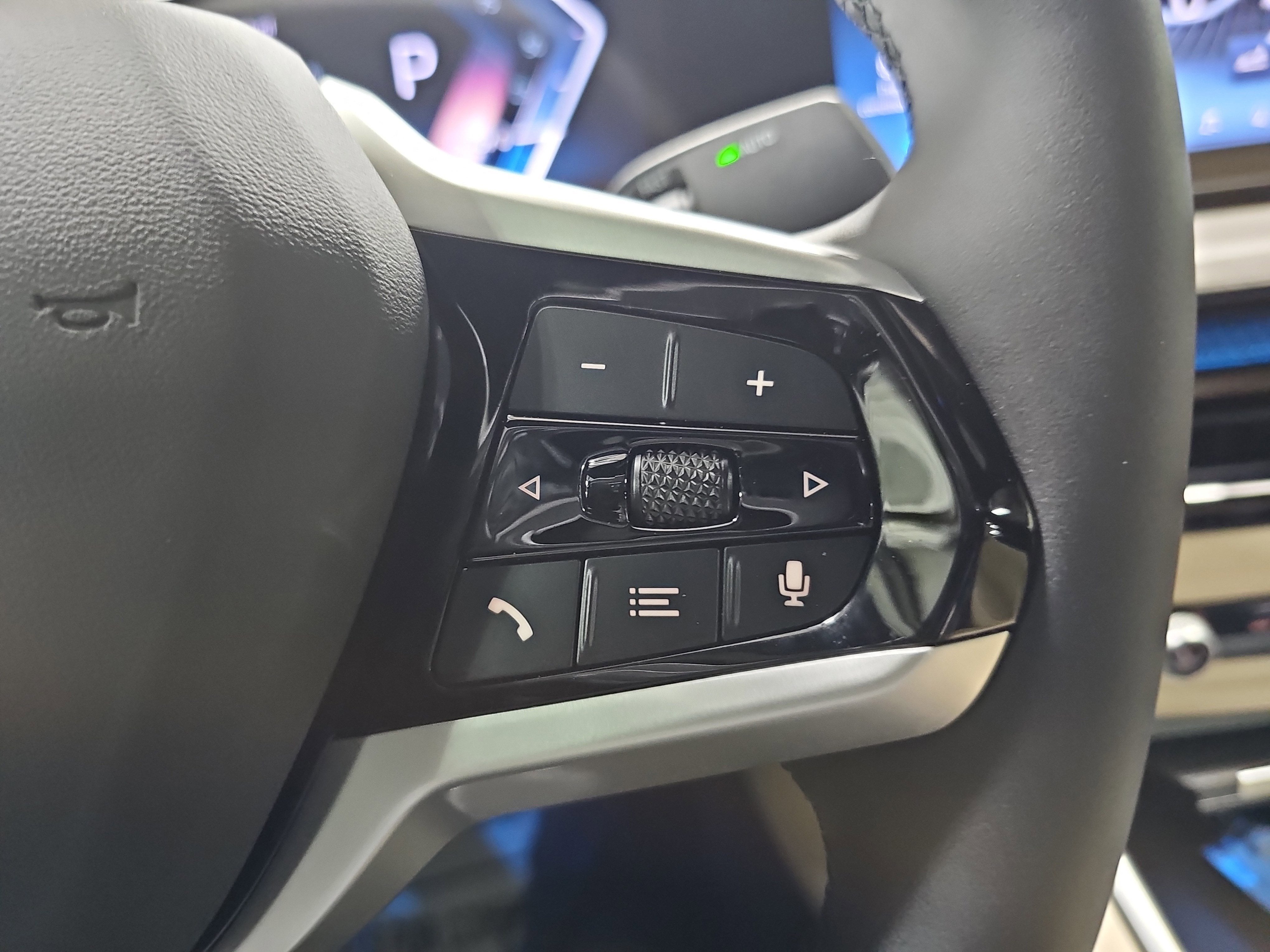 2025 BMW i4 eDrive40
