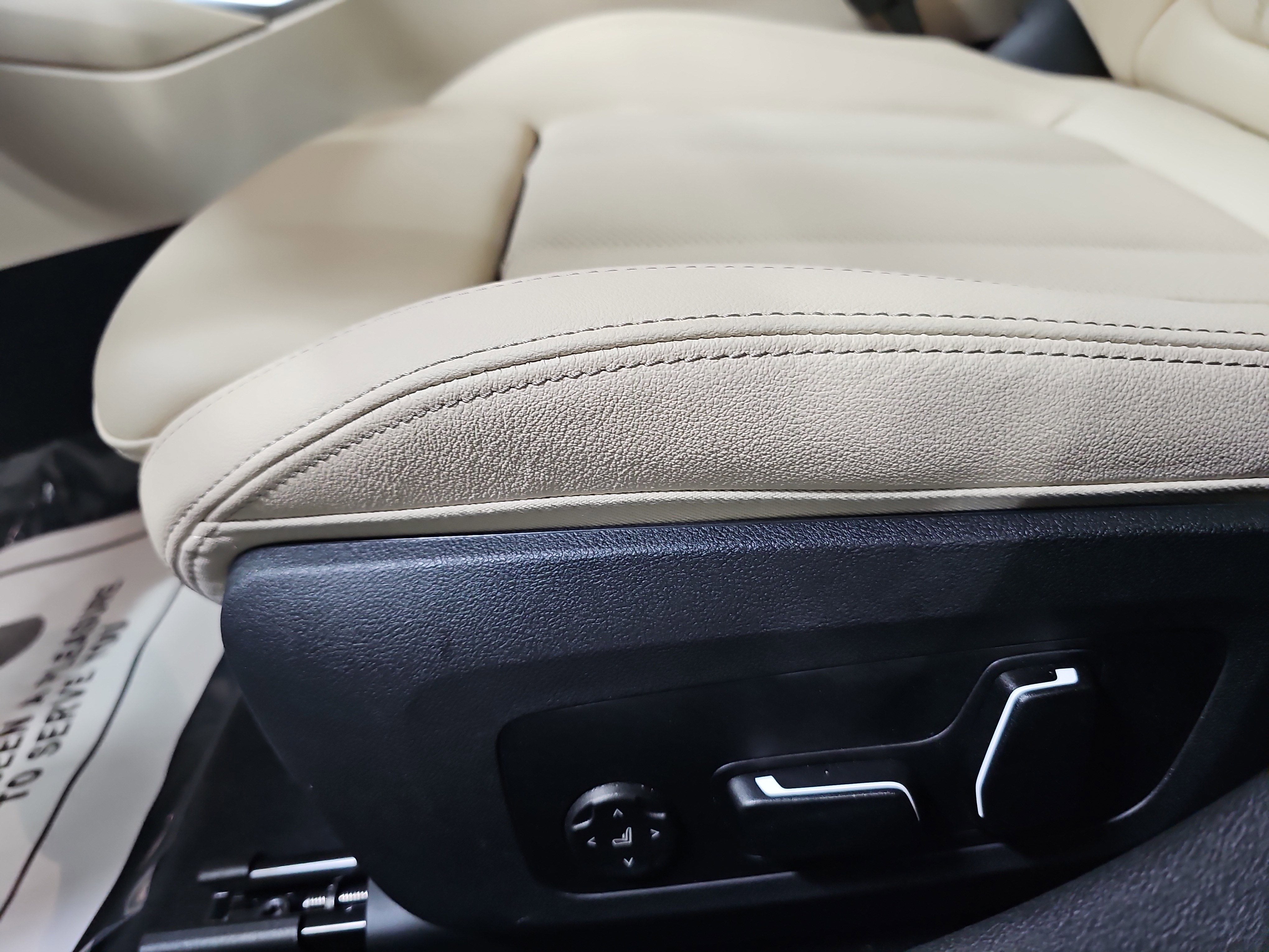 2025 BMW i4 eDrive40