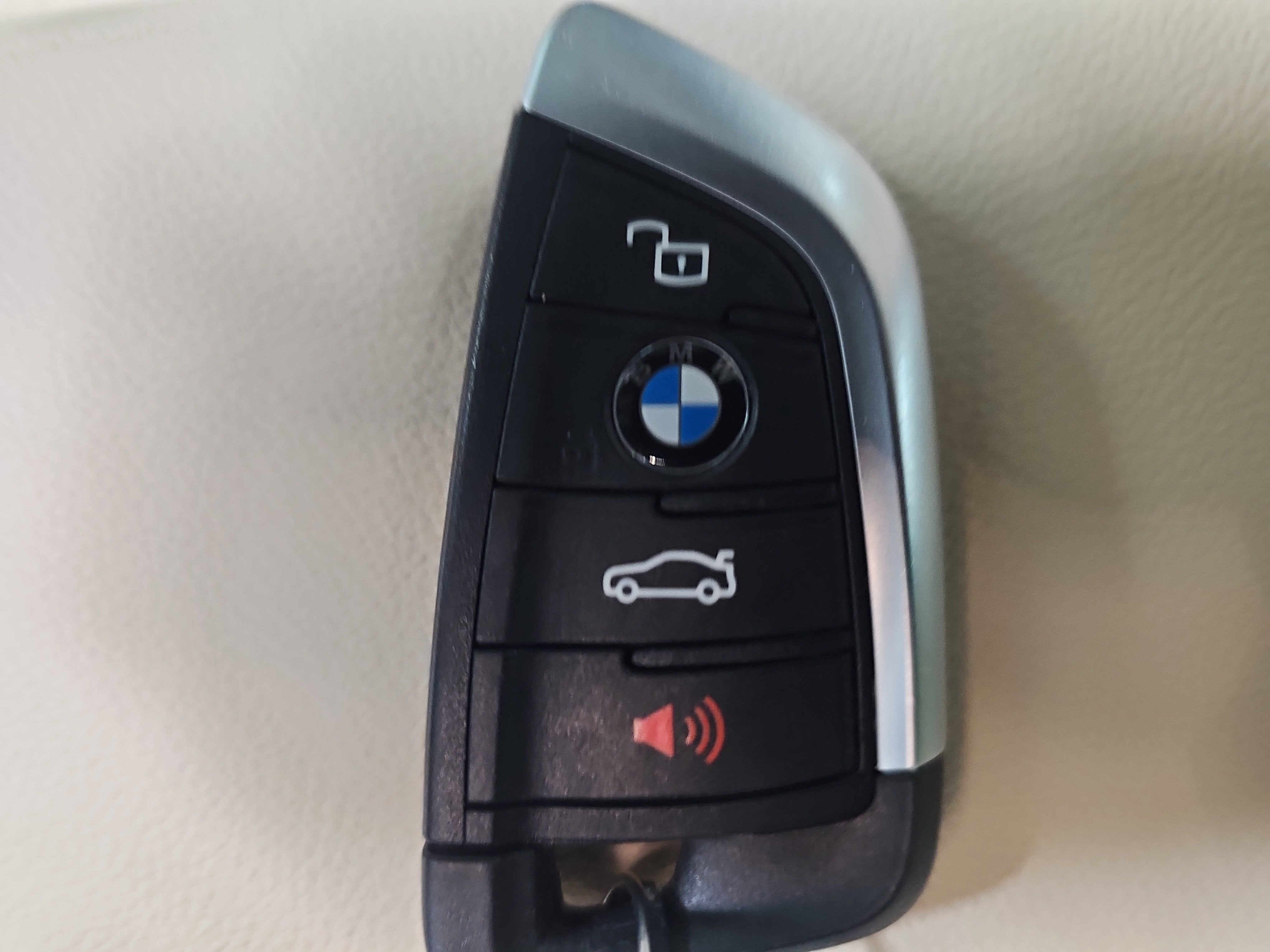 2025 BMW i4 eDrive40