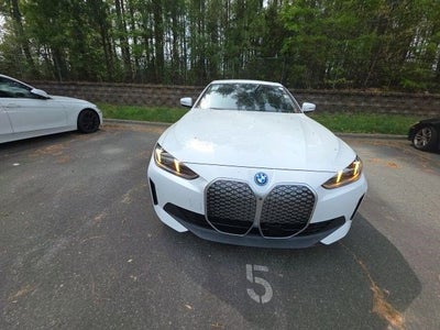 2025 BMW i4 eDrive40