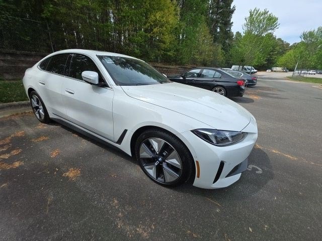 2025 BMW i4 eDrive40