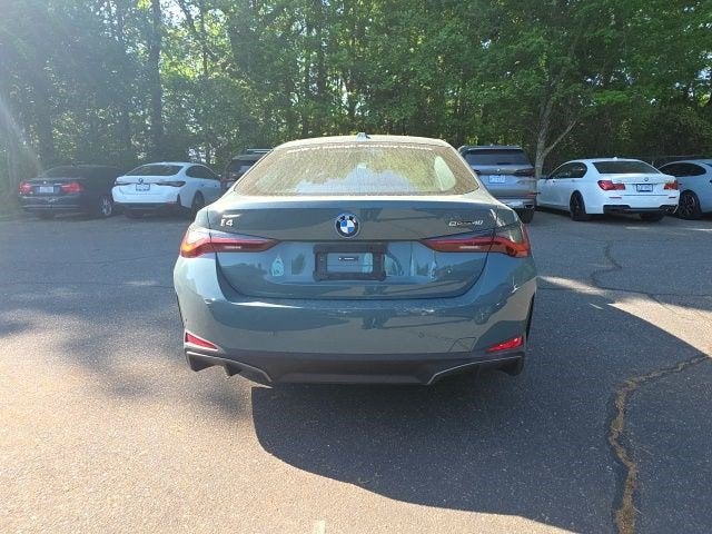 2025 BMW i4 eDrive40