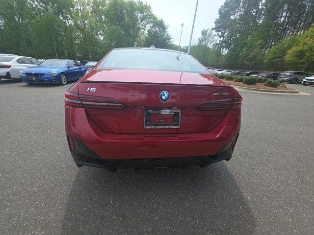 2025 BMW i5 eDrive40