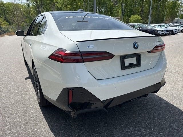 2025 BMW i5 eDrive40