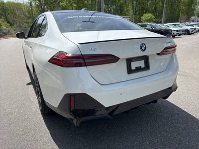 2025 BMW i5 eDrive40