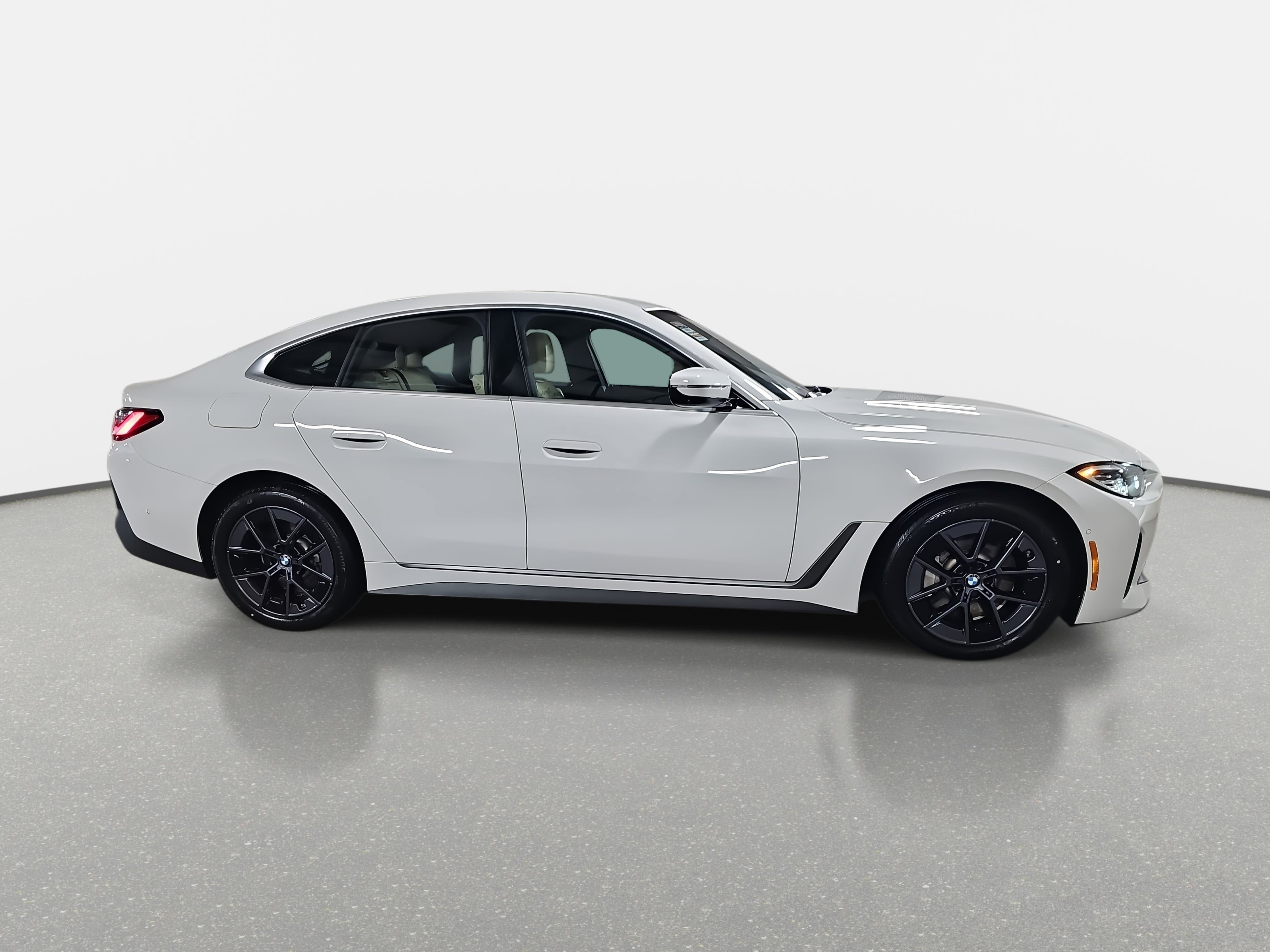 2023 BMW i4 eDrive35