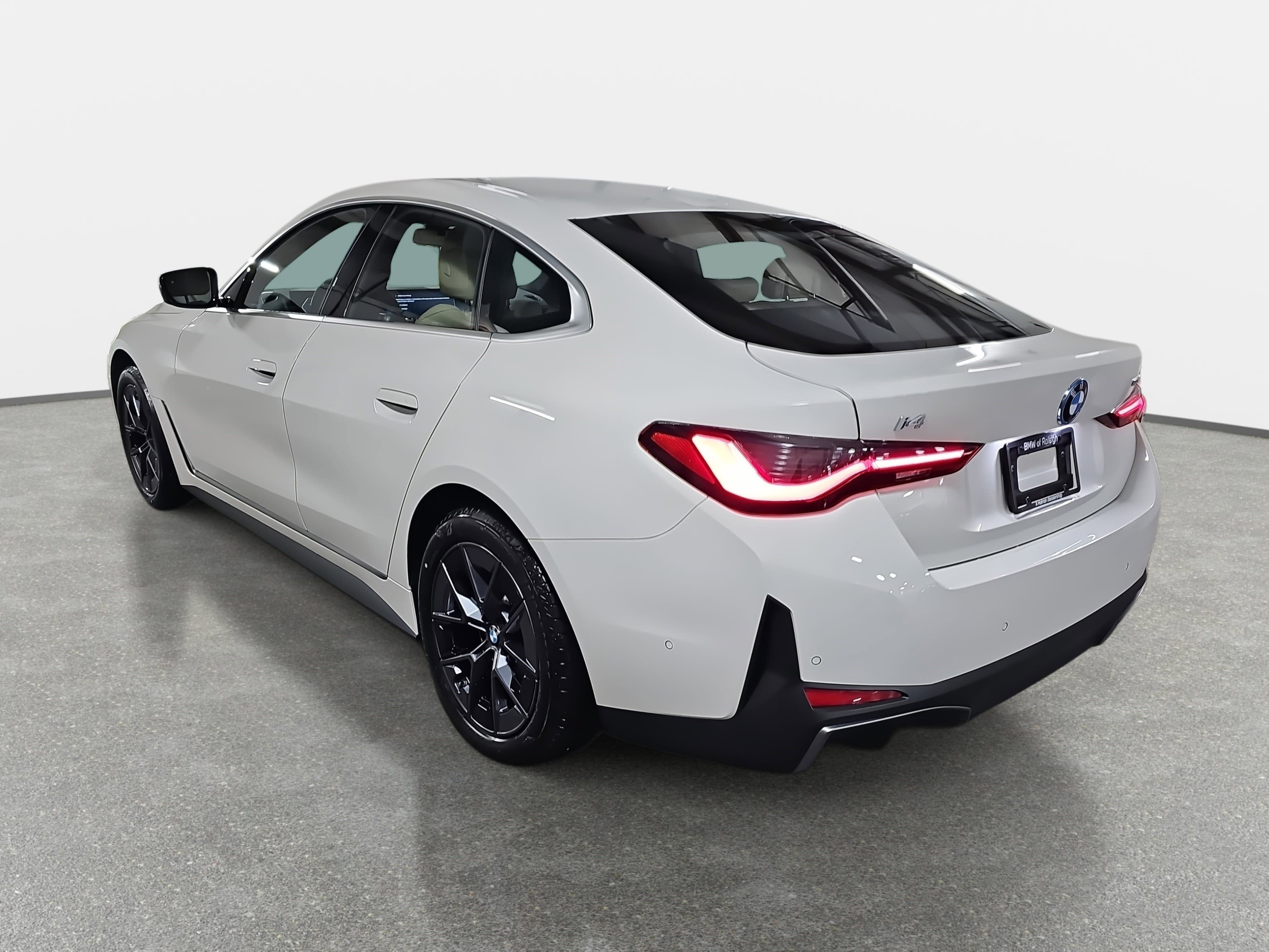 2023 BMW i4 eDrive35