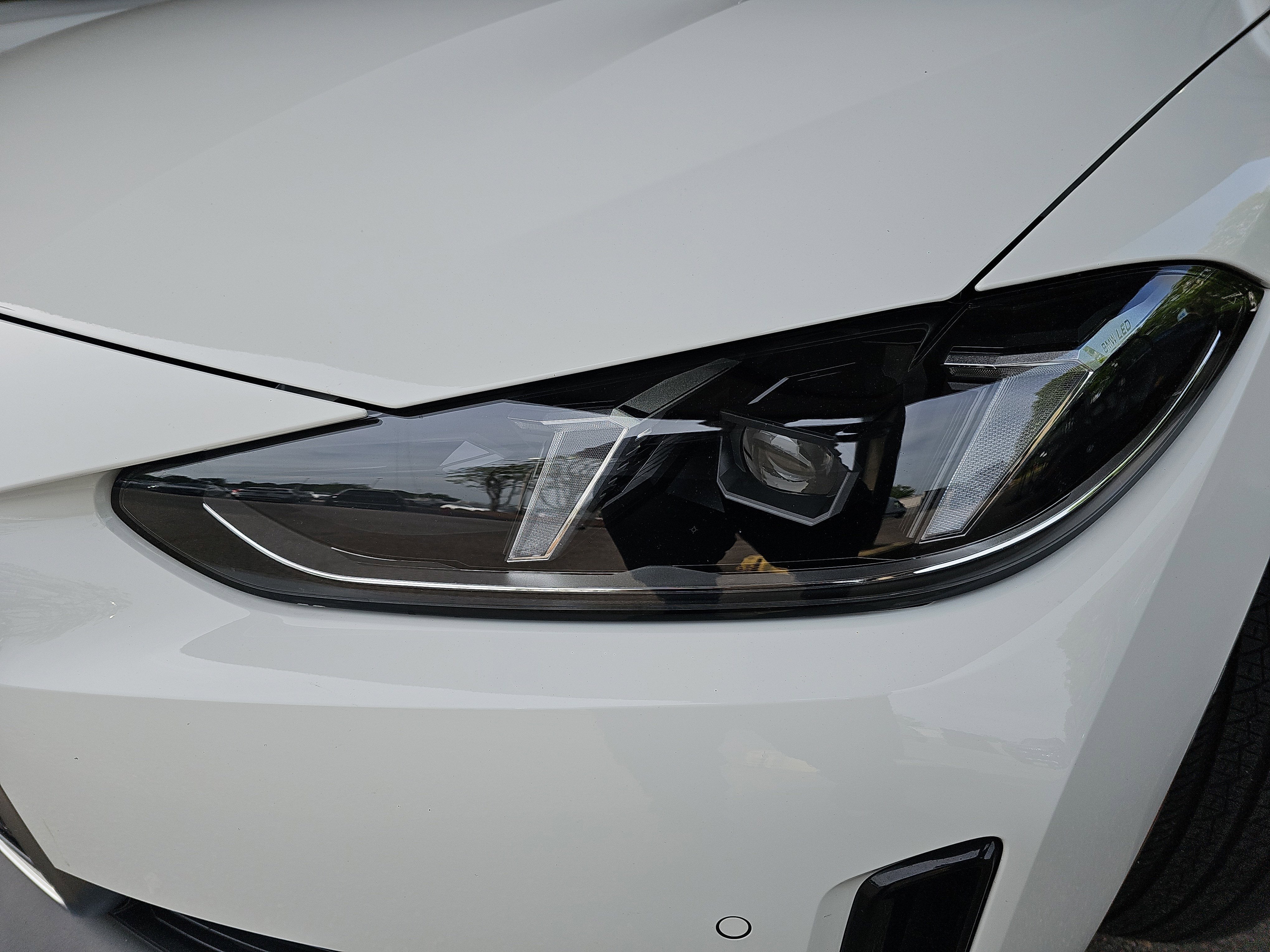 2025 BMW i4 xDrive40