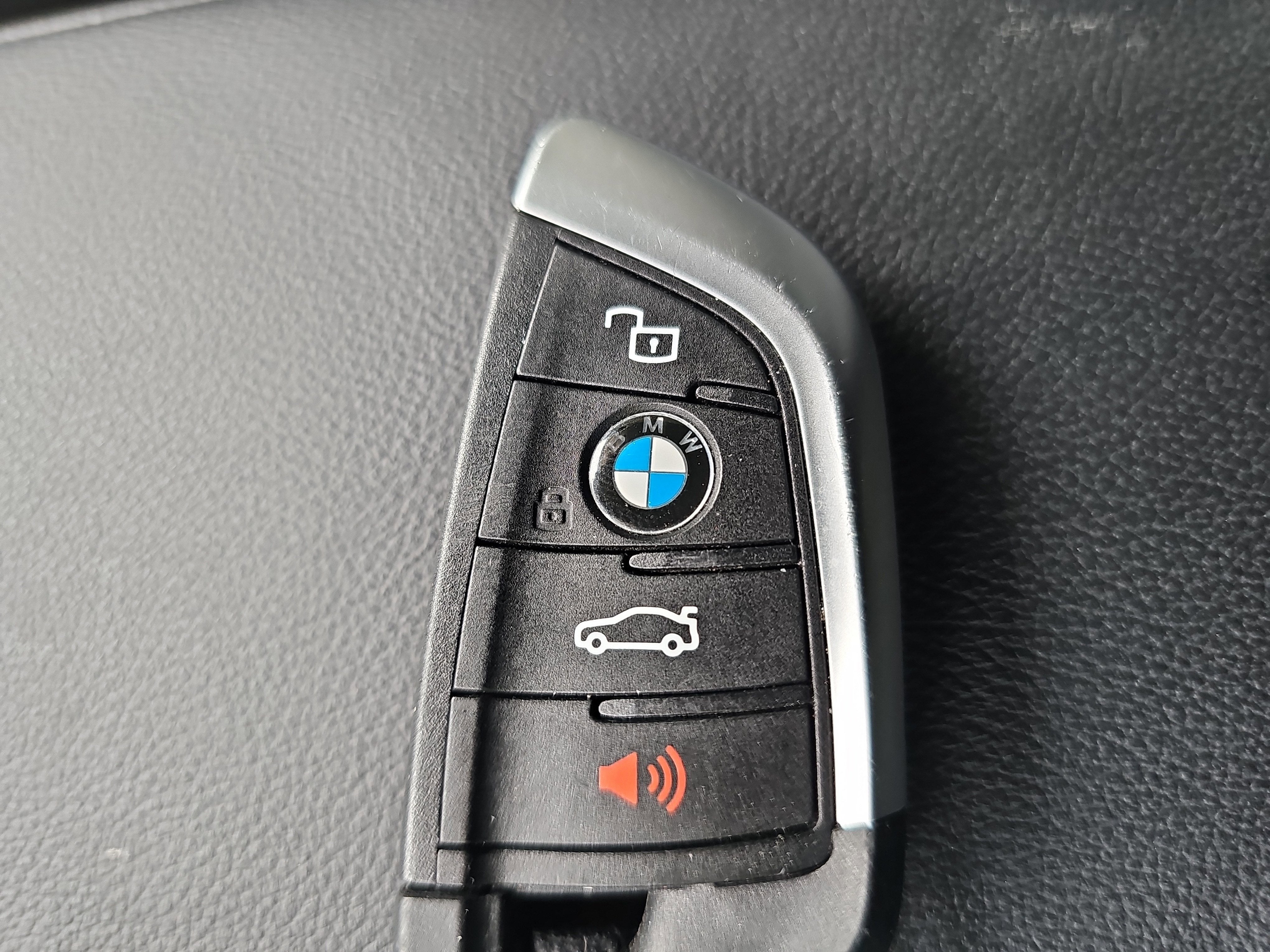 2025 BMW i4 xDrive40