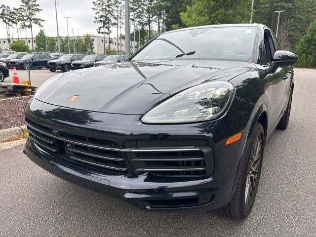2022 Porsche Cayenne Base