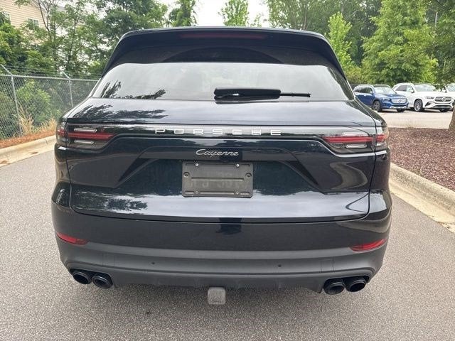 2022 Porsche Cayenne Base