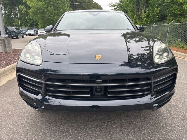 2022 Porsche Cayenne Base