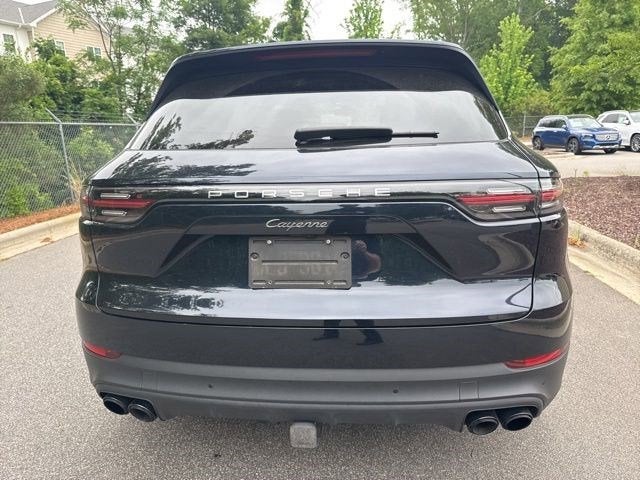 2022 Porsche Cayenne Base