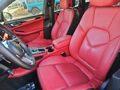 2021 Porsche Macan Turbo