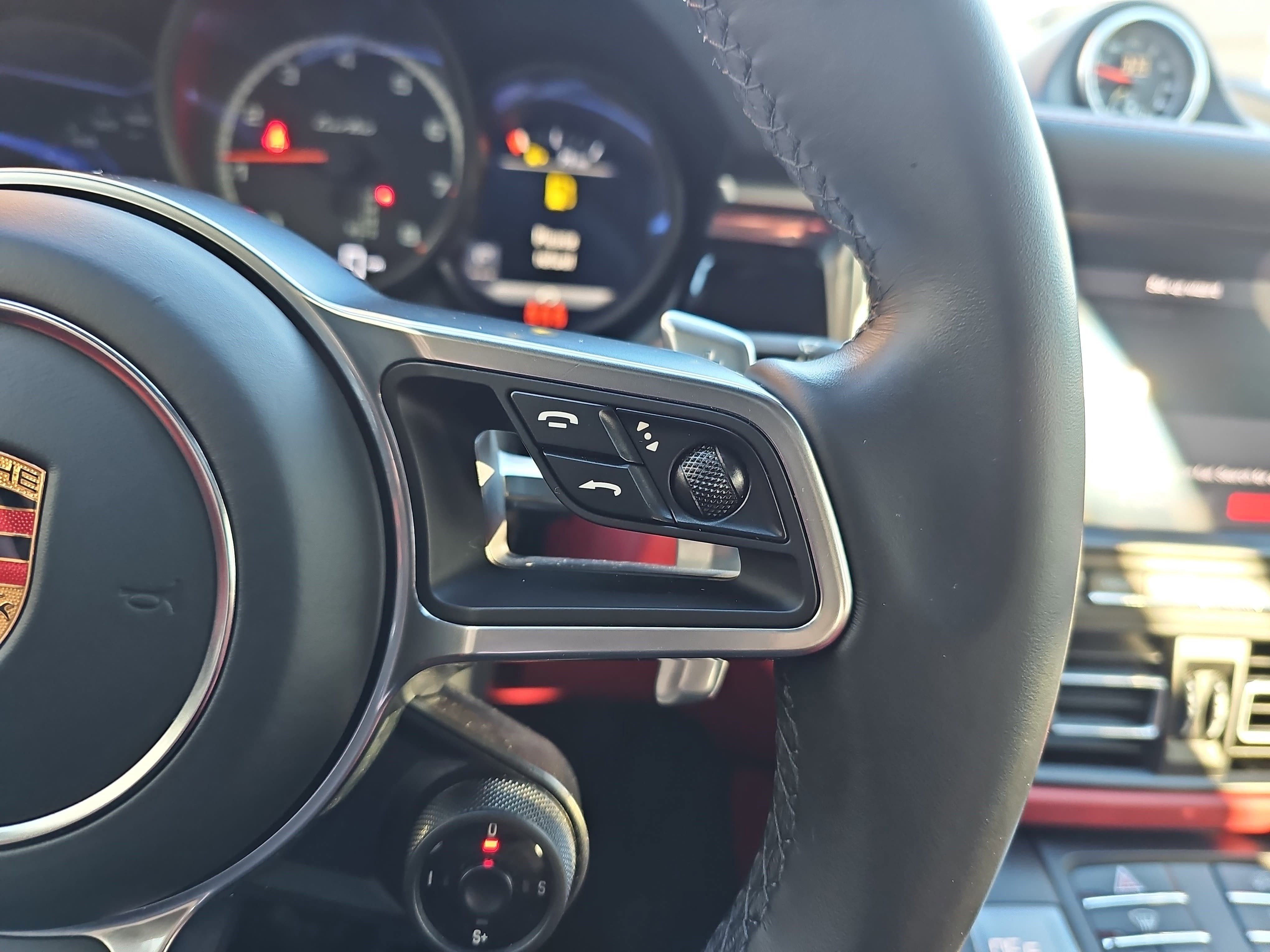 2021 Porsche Macan Turbo