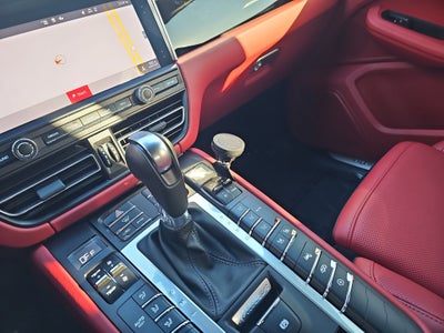 2021 Porsche Macan Turbo