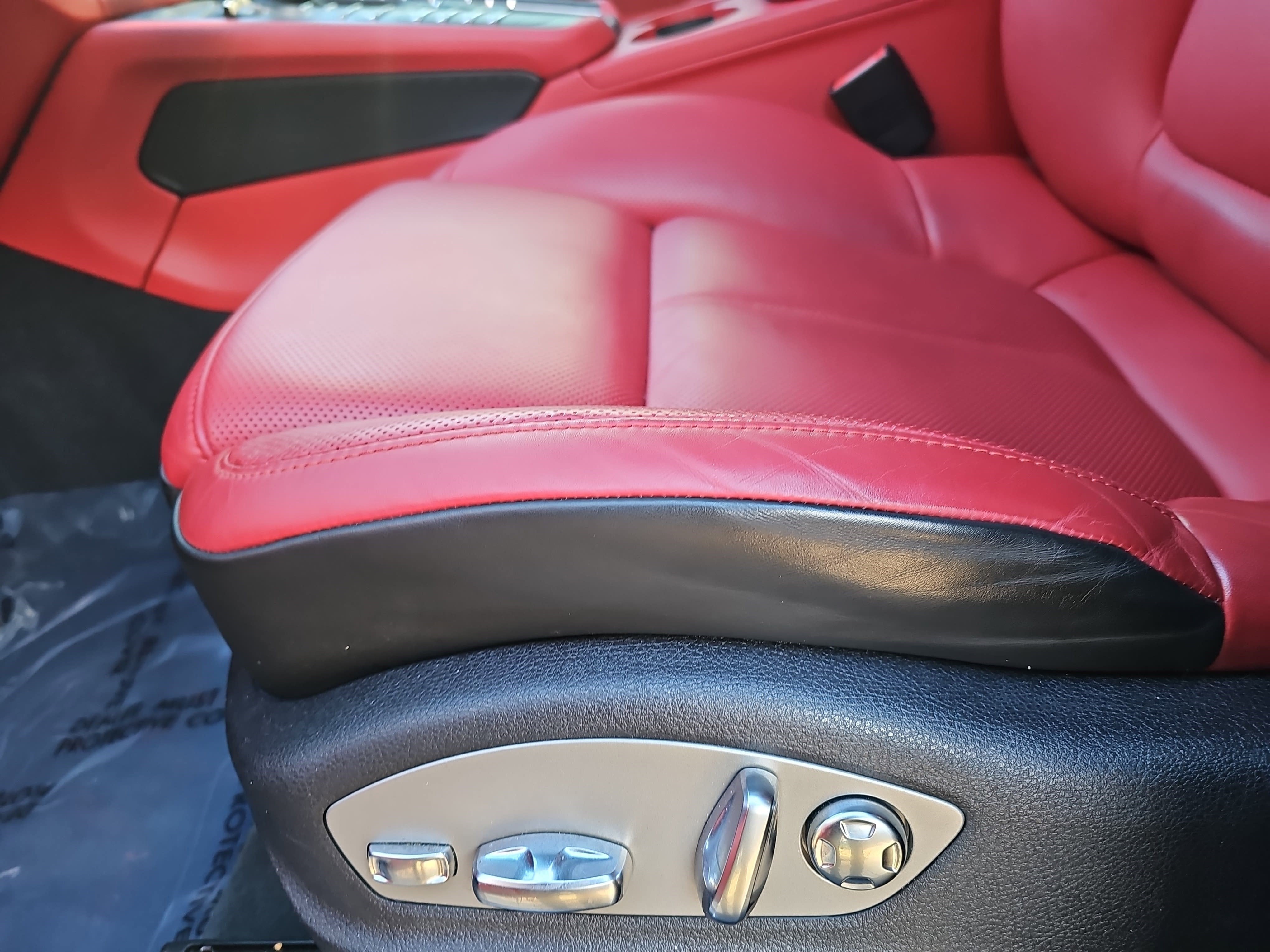 2021 Porsche Macan Turbo