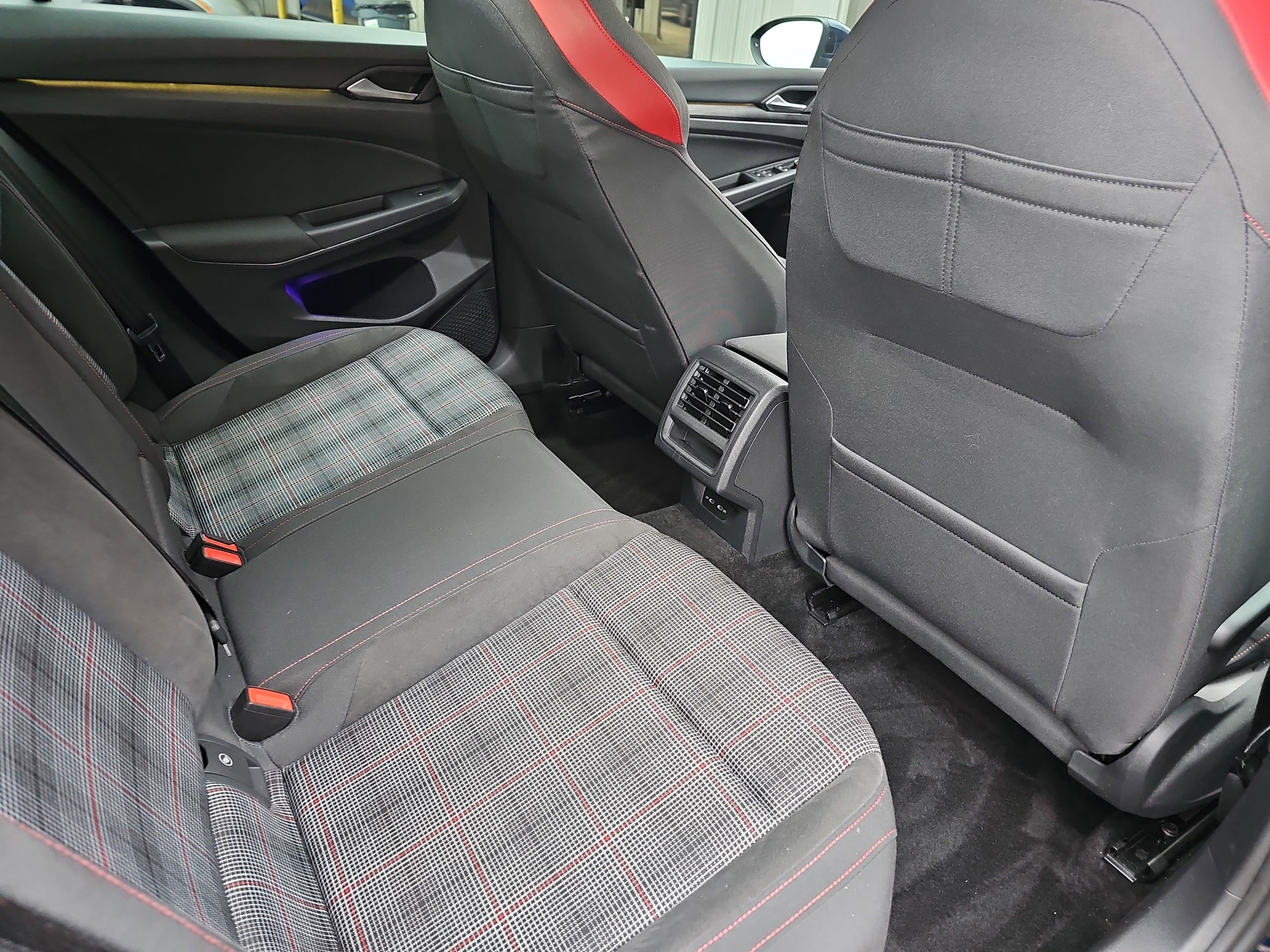 2022 Volkswagen Golf GTI SE