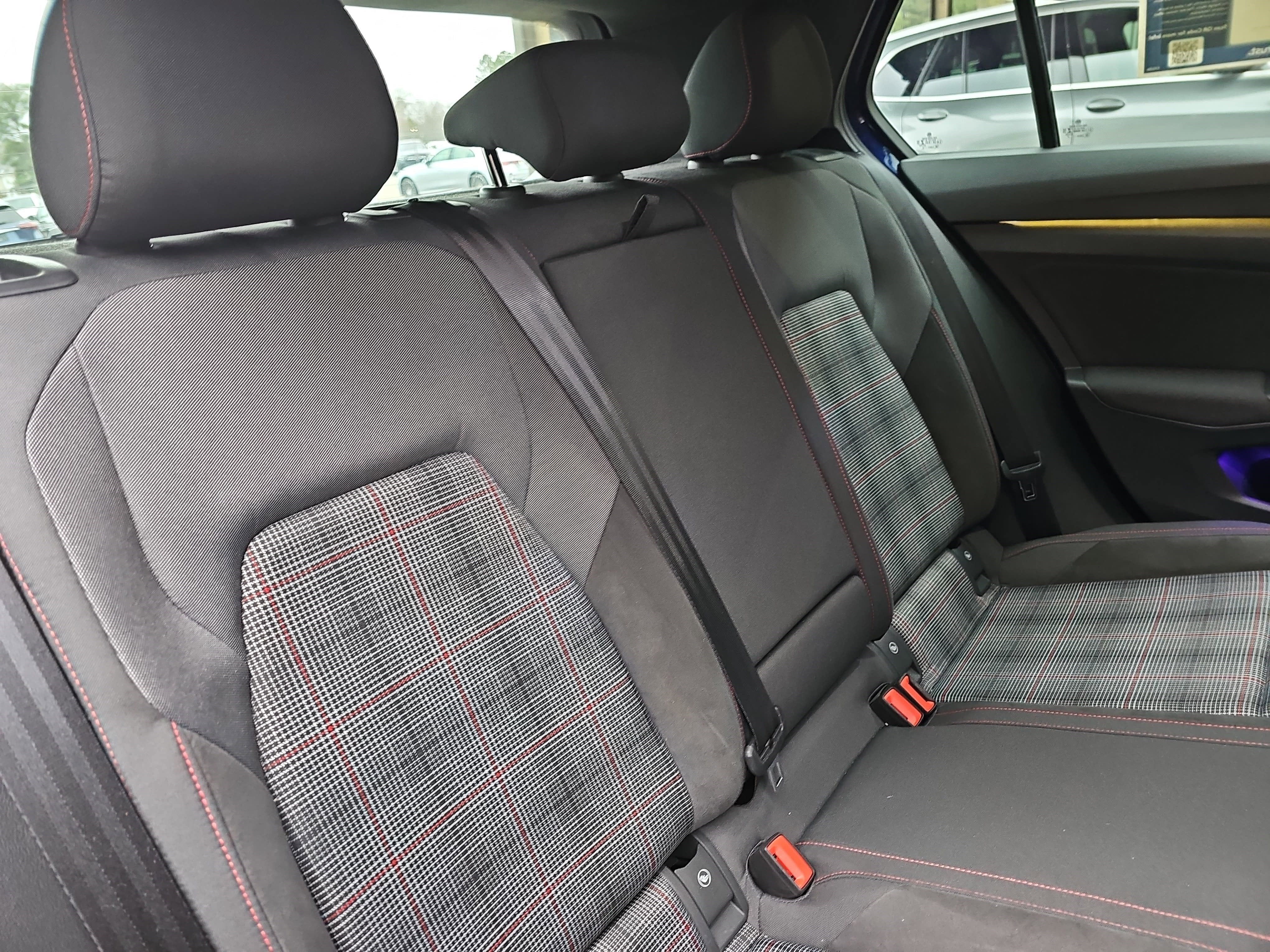 2022 Volkswagen Golf GTI SE