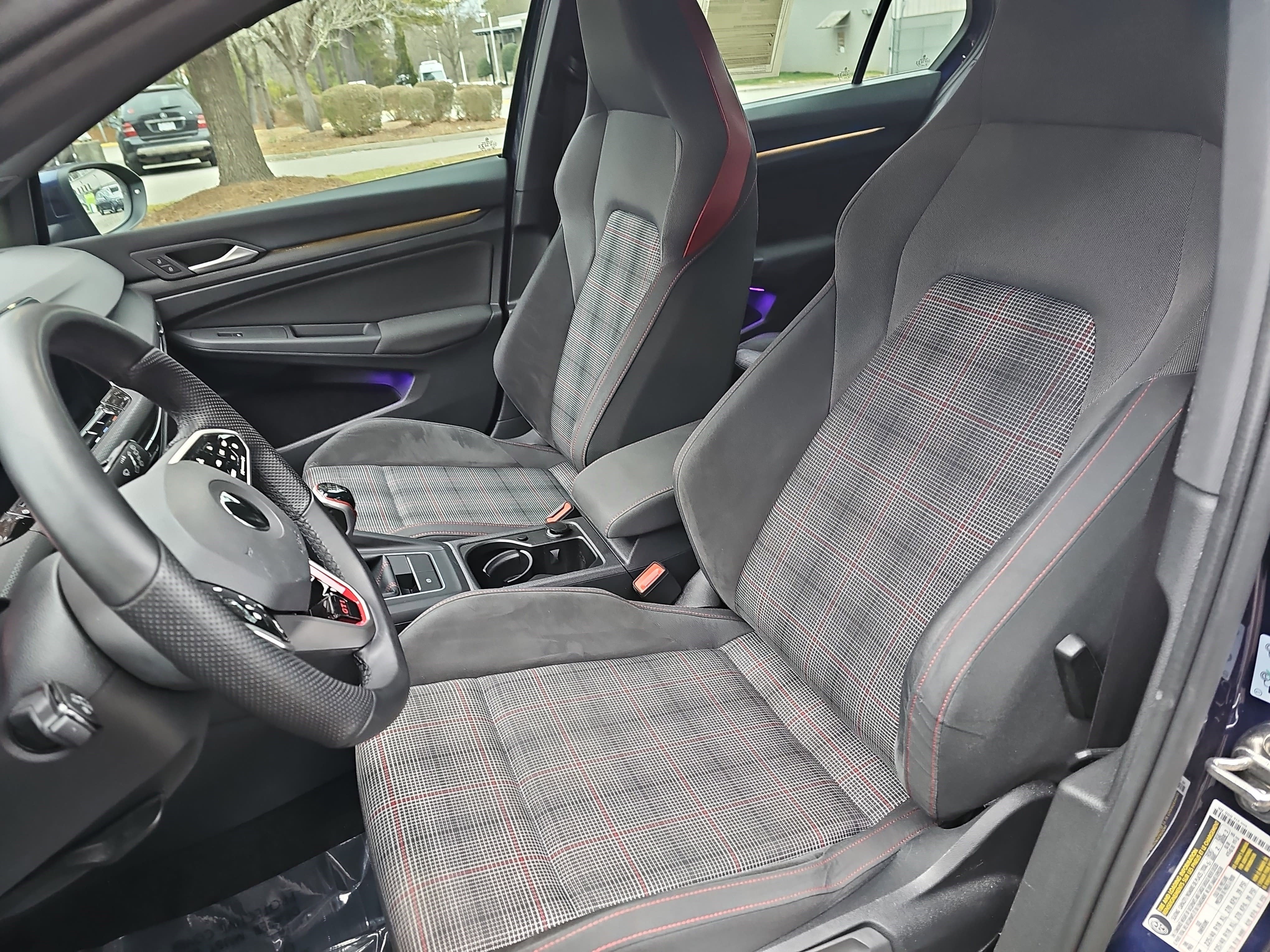 2022 Volkswagen Golf GTI SE