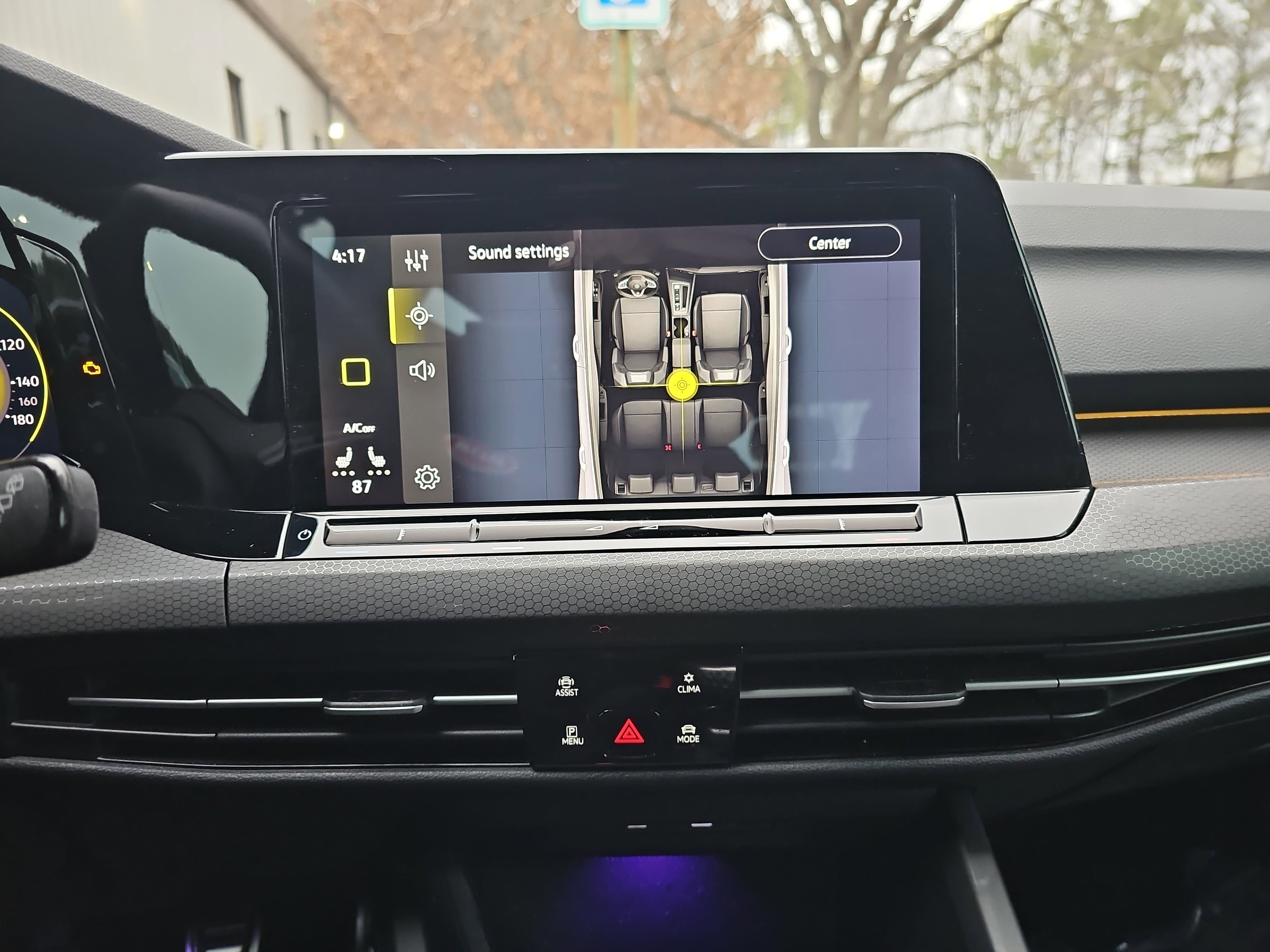 2022 Volkswagen Golf GTI SE