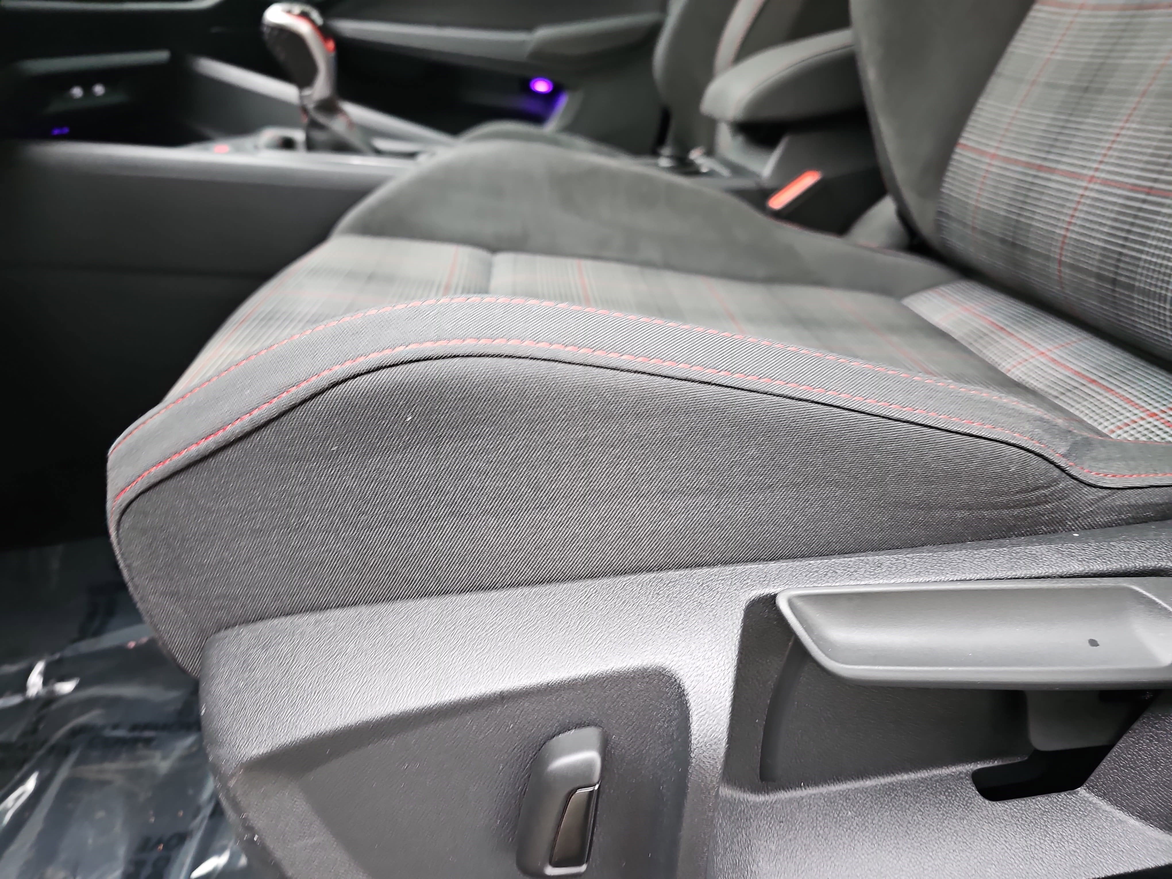 2022 Volkswagen Golf GTI SE