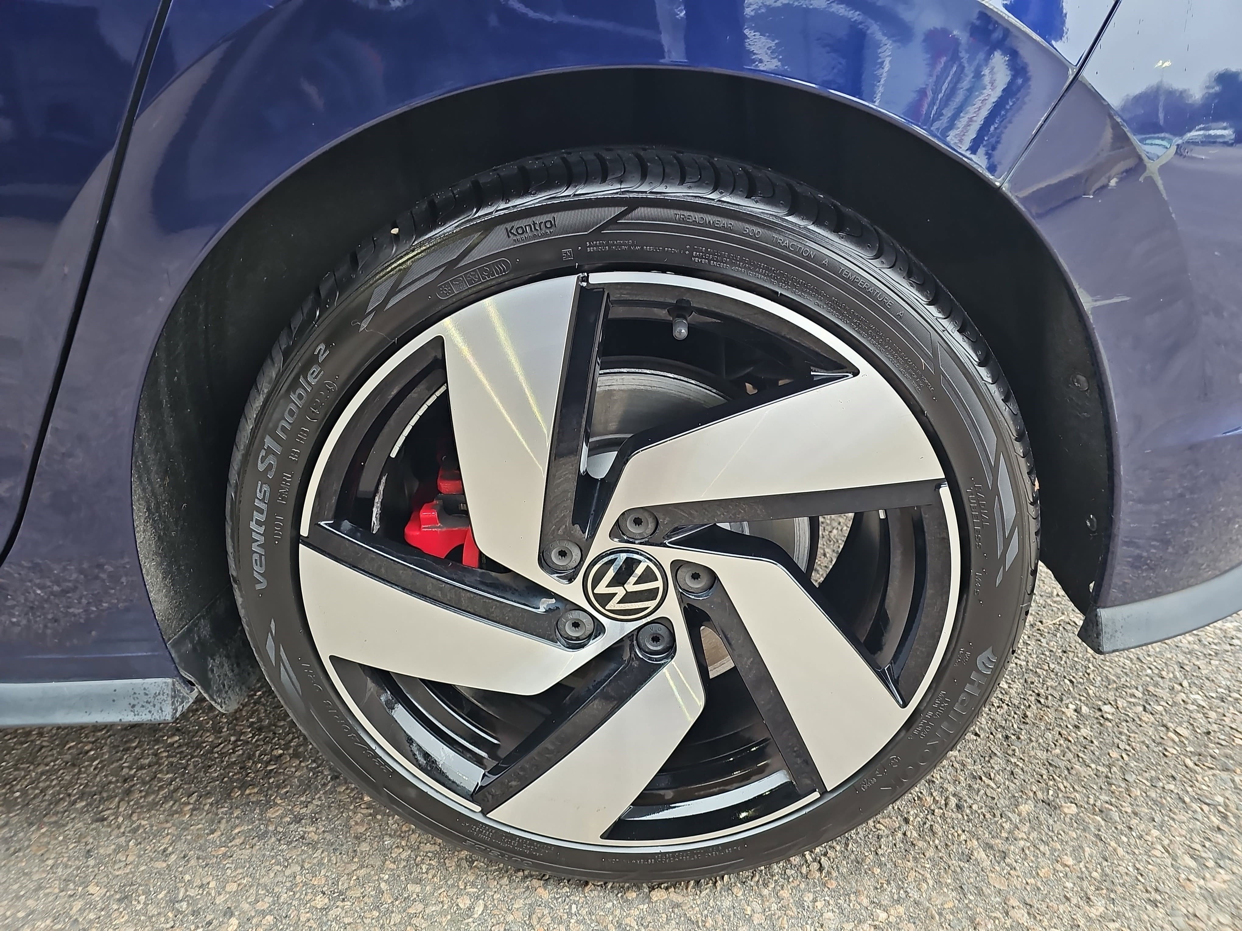 2022 Volkswagen Golf GTI SE