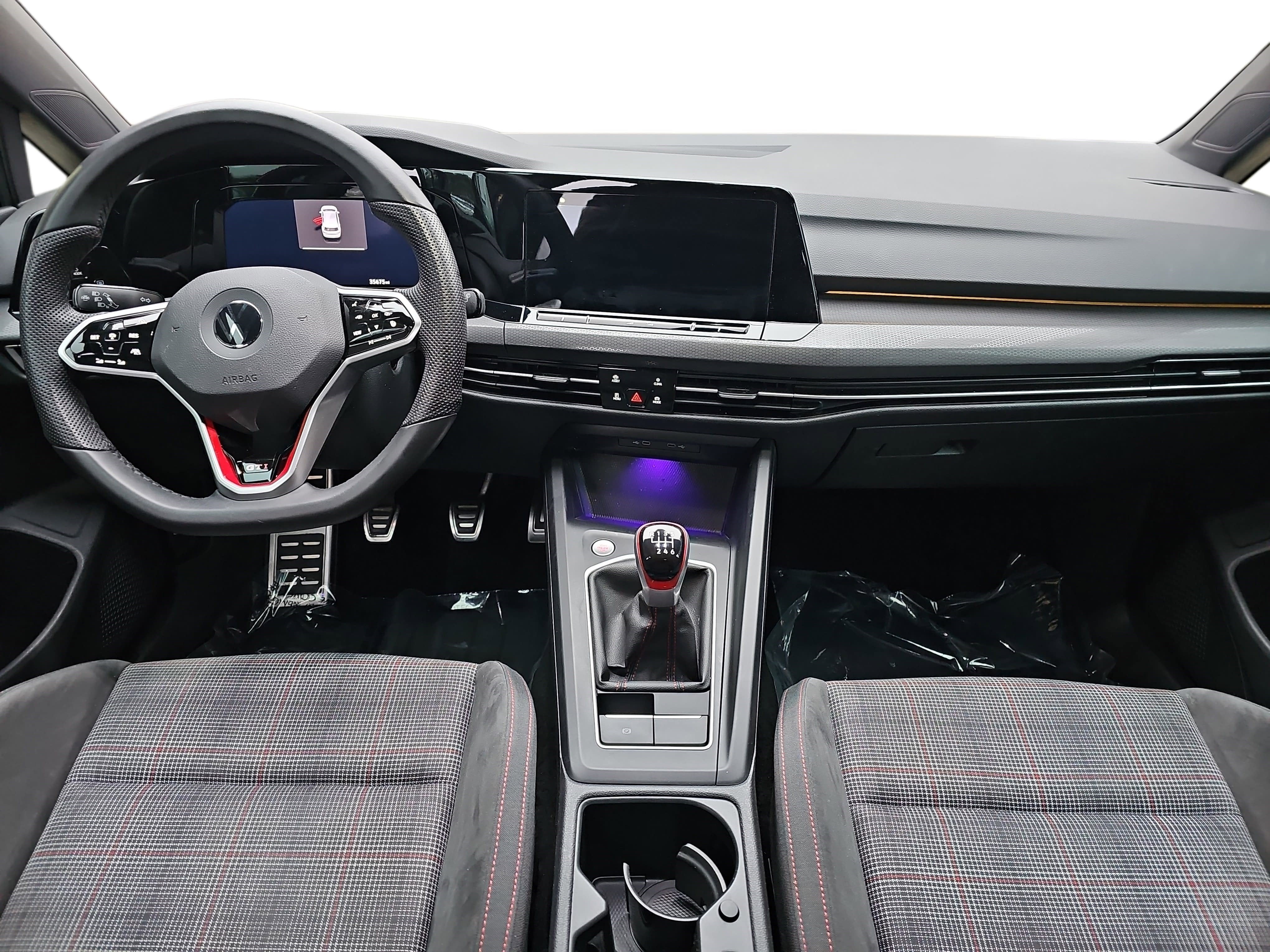 2022 Volkswagen Golf GTI SE