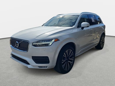 2022 Volvo XC90 Momentum