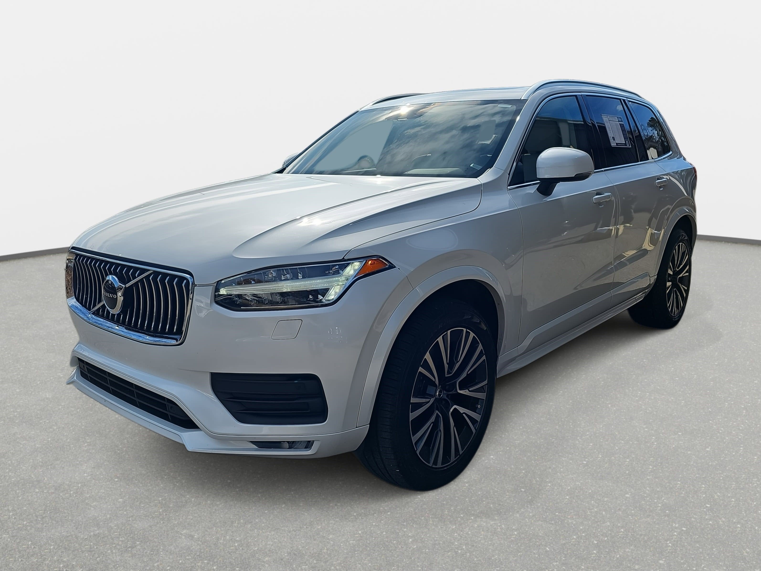 2022 Volvo XC90 Momentum