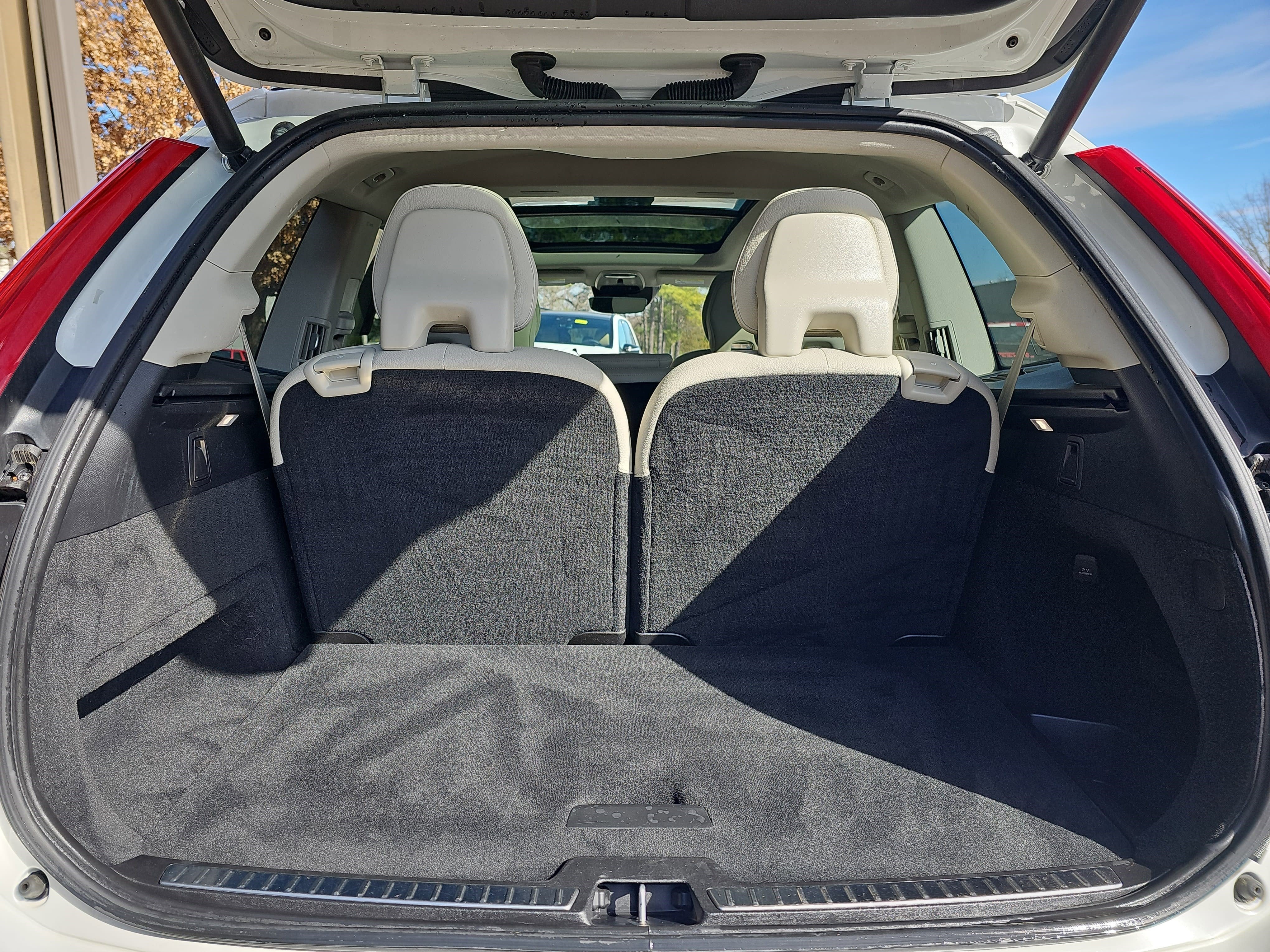 2022 Volvo XC90 Momentum