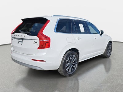 2022 Volvo XC90 Momentum