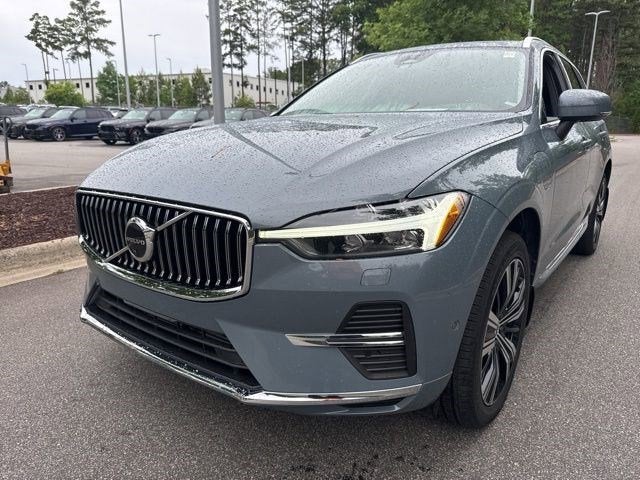 2023 Volvo XC60 Recharge Plug-In Hybrid Ultimate Bright Theme