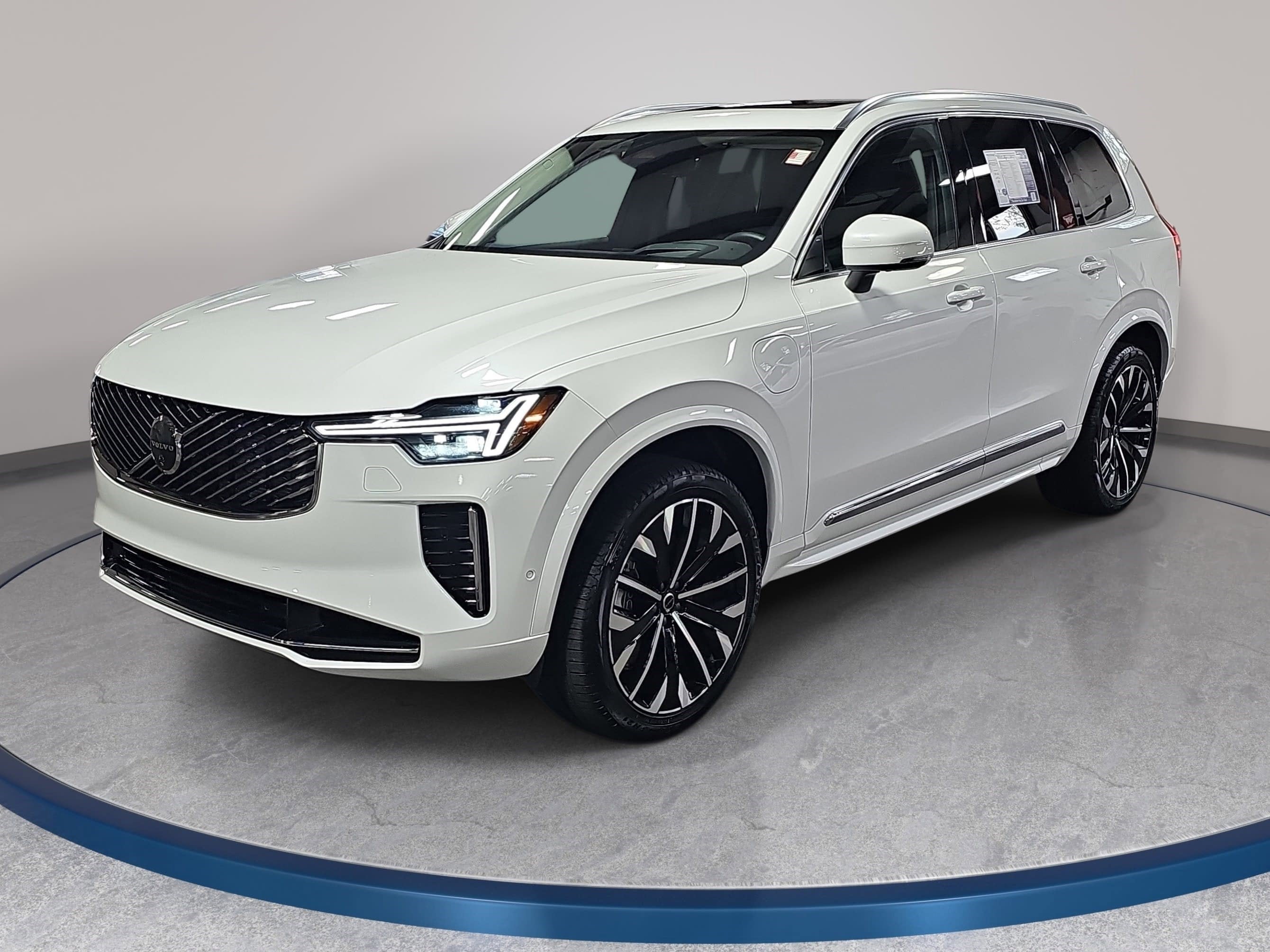 2025 Volvo XC90 Plug-In Hybrid Ultra