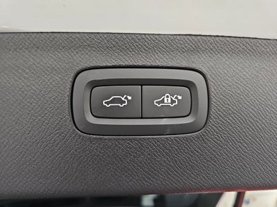 2025 Volvo XC90 Plug-In Hybrid Ultra