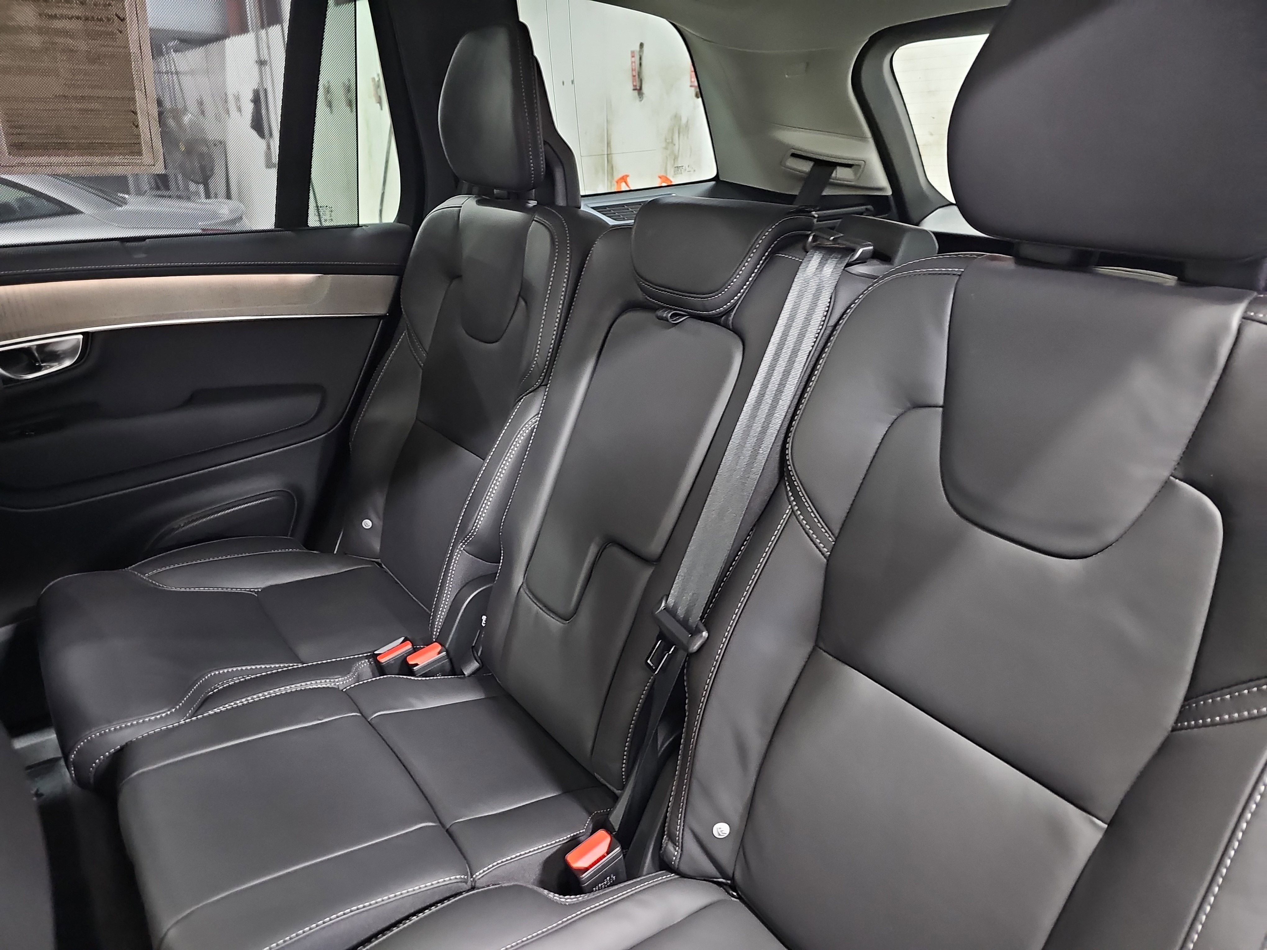 2025 Volvo XC90 Plug-In Hybrid Ultra