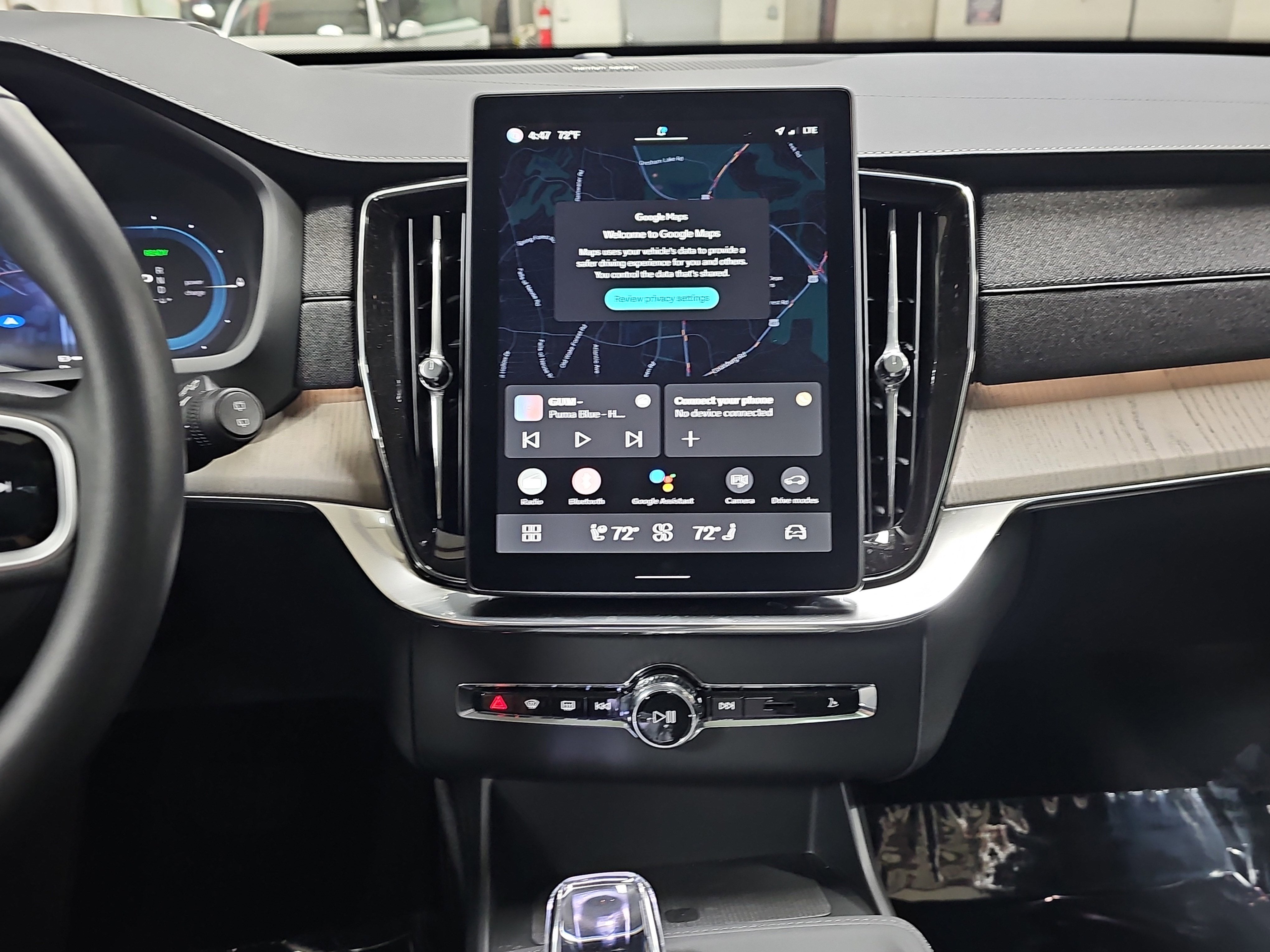 2025 Volvo XC90 Plug-In Hybrid Ultra