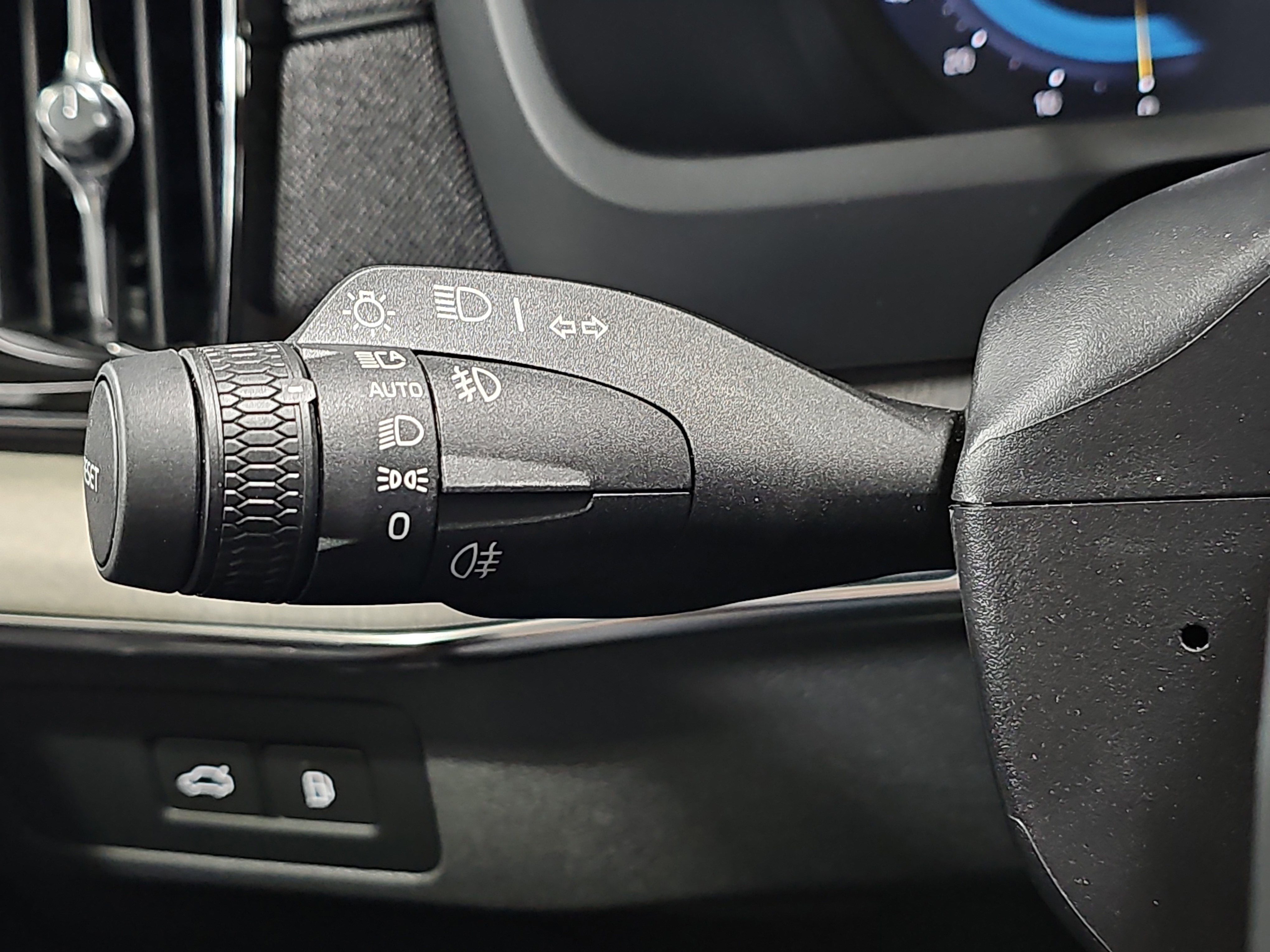 2025 Volvo XC90 Plug-In Hybrid Ultra