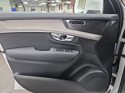 2025 Volvo XC90 Plug-In Hybrid Ultra