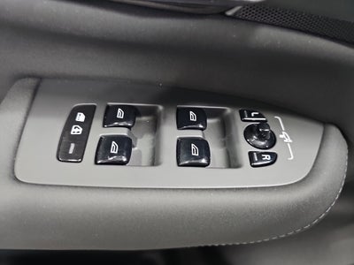 2025 Volvo XC90 Plug-In Hybrid Ultra