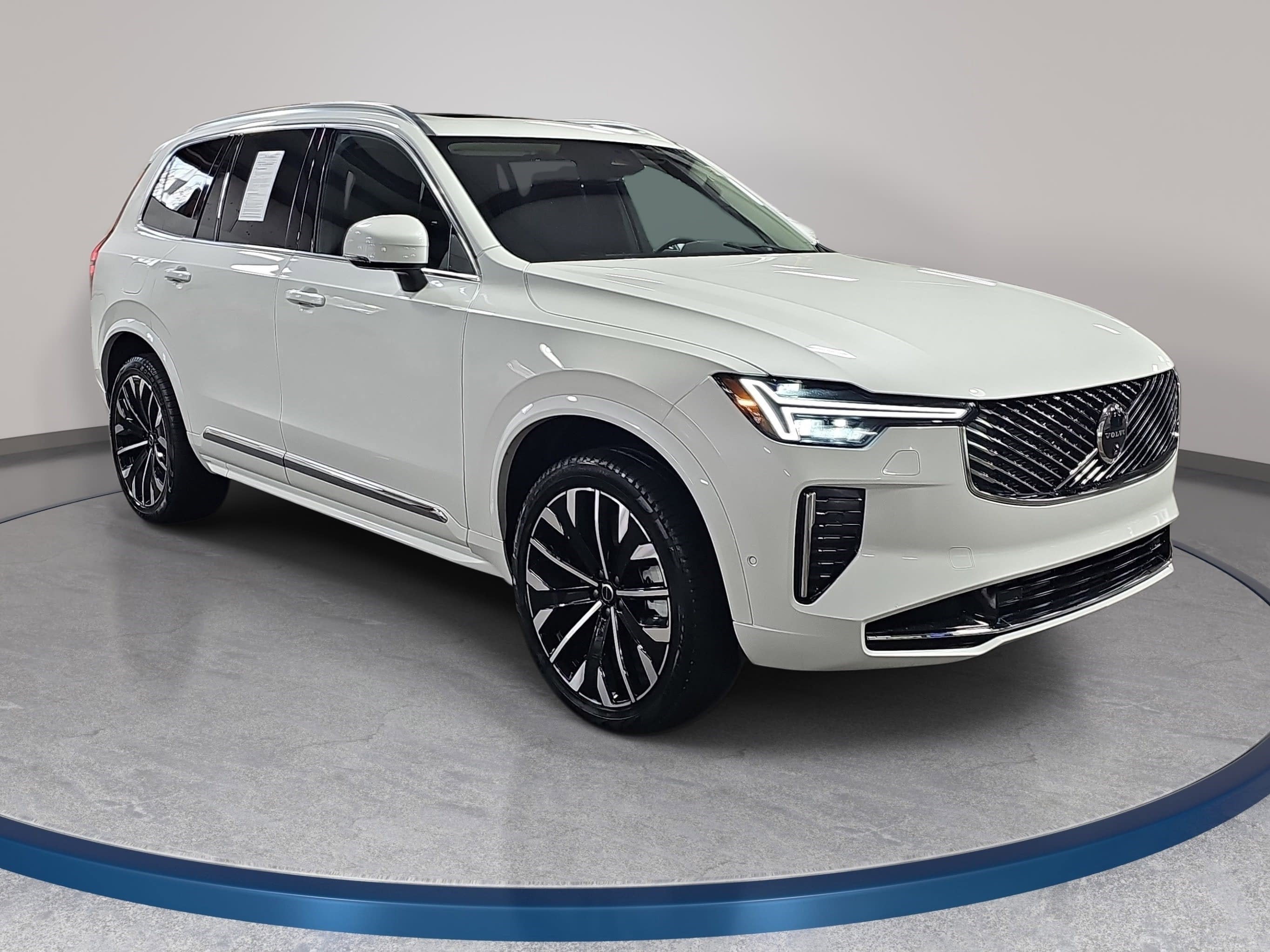 2025 Volvo XC90 Plug-In Hybrid Ultra