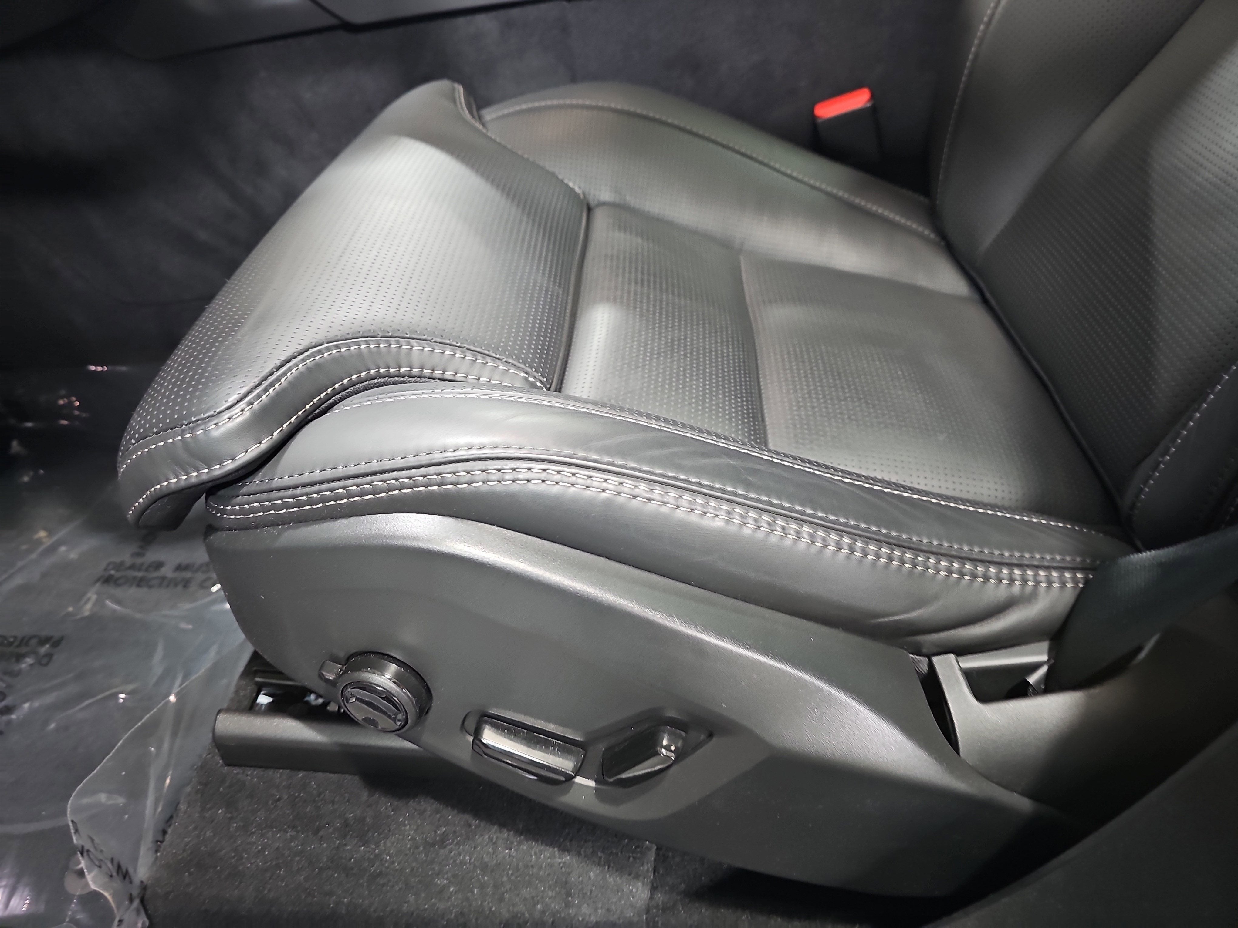 2025 Volvo XC90 Plug-In Hybrid Ultra