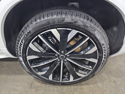 2025 Volvo XC90 Plug-In Hybrid Ultra